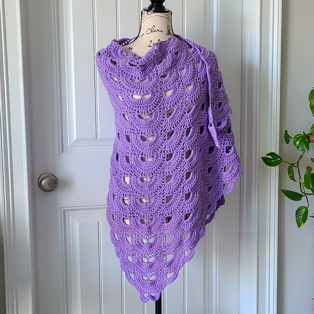 Wrap. Shawl. Scarf. Prayer shawl. New